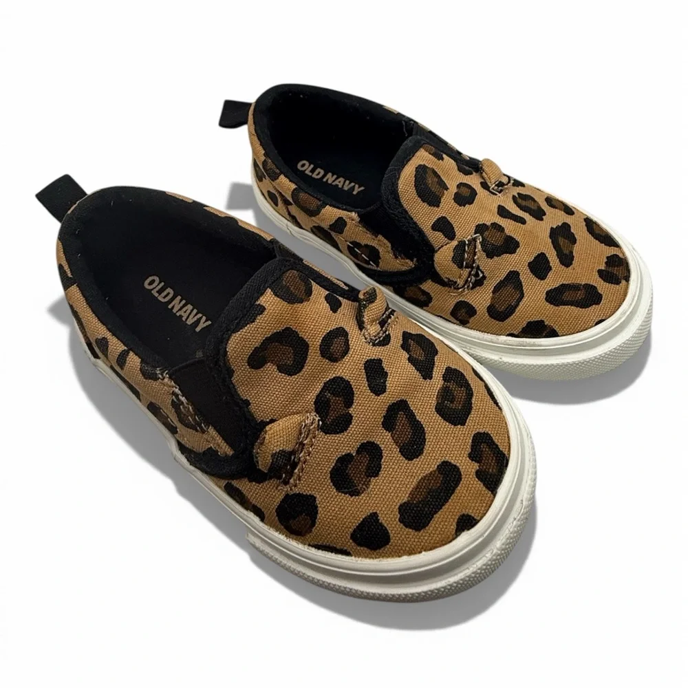 Old Navy Leopard Print‎ Slip On Sneakers Toddler Size 6